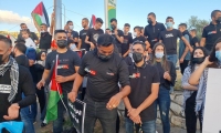 المئات يتظاهرون نصرة للأسرى الفلسطينيين في أم الفحم